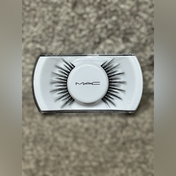 NEW | 6 Travel Size Health & Beauty Lot | Amika, Kiehl’s, Acure, MAC Eyelashes - Picture 7 of 9